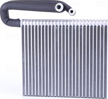 Nissens 92165 - Evaporator, air conditioning www.parts5.com