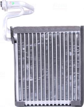 Nissens 92214 - Evaporator, air conditioning www.parts5.com
