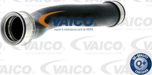 VAICO V10-3208 - Charger Intake Air Hose www.parts5.com