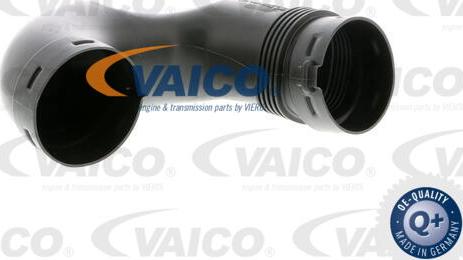 VAICO V10-2512 - Intake Manifold, air supply www.parts5.com