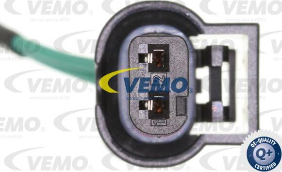 Vemo V40-73-0102 - Switch, rear hatch release www.parts5.com