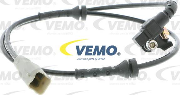 Vemo V22-72-0124 - Sensor, wheel speed www.parts5.com